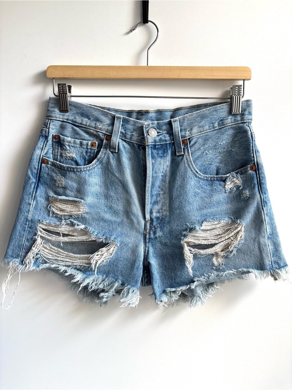 Levi's 501 Premium Destroyed Light Wash Blue Denim  Jean Shorts High Rise Sz 26